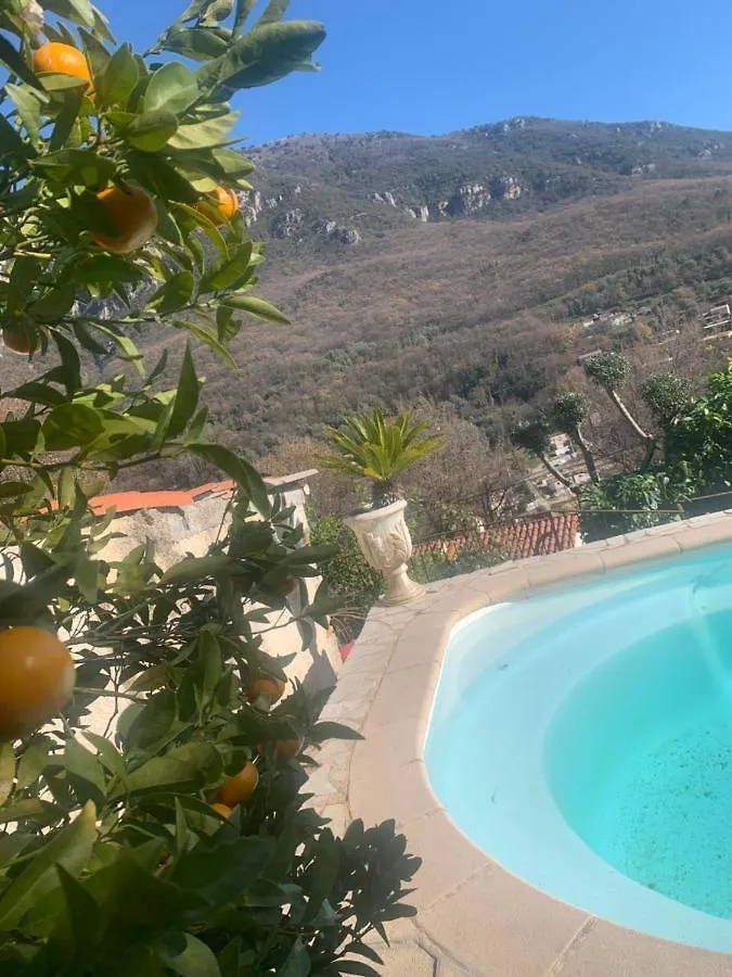 Charmante Maison Avec Piscine Gourdon  France